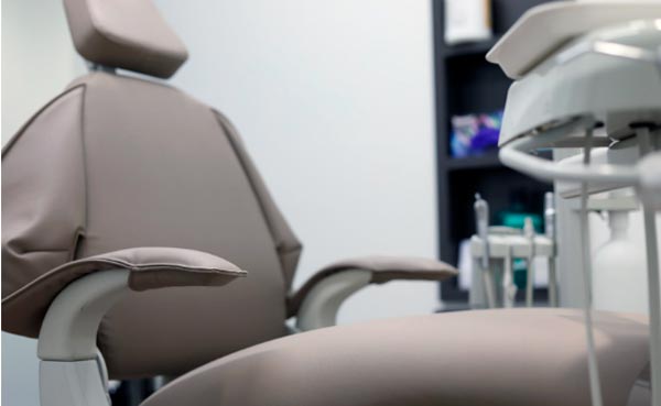 descuidar la higiene dental